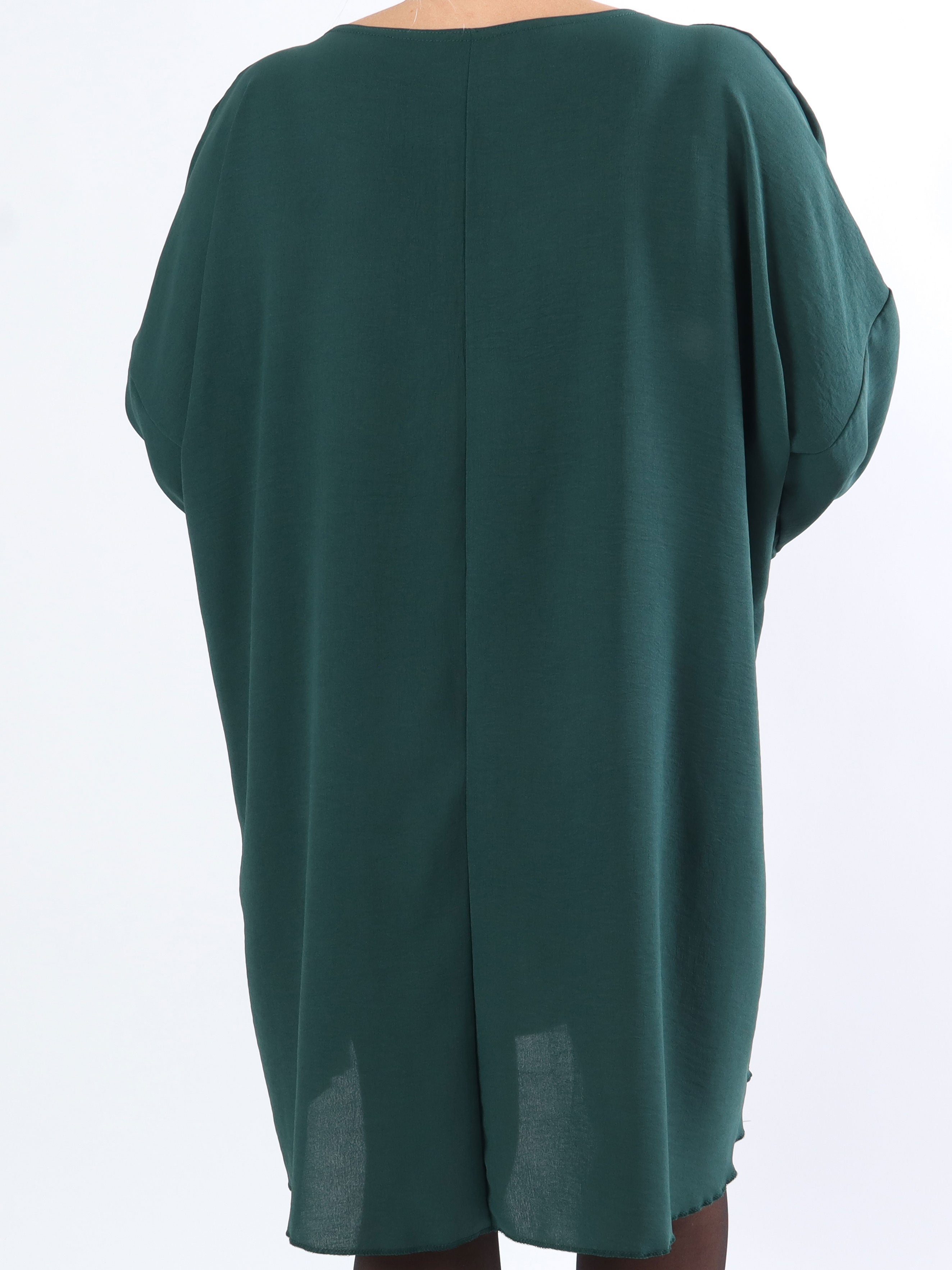 Nella - Cool plussize klänning med guldfärgad skrift